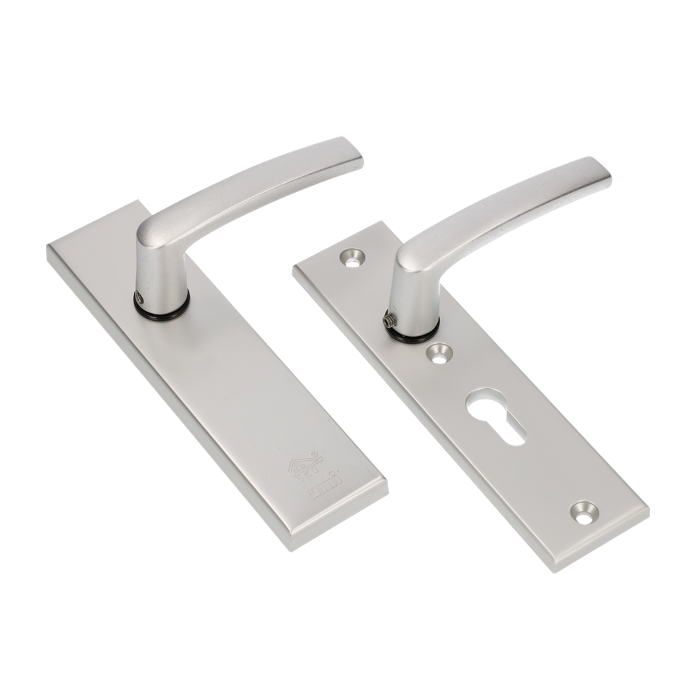 AMI Veiligheidsbeslag 193*50 Buiten Blind Binnen Profielcilinder 72 + Deurkruk 332 F1 Deurdikte 38/42 Mm - 821154